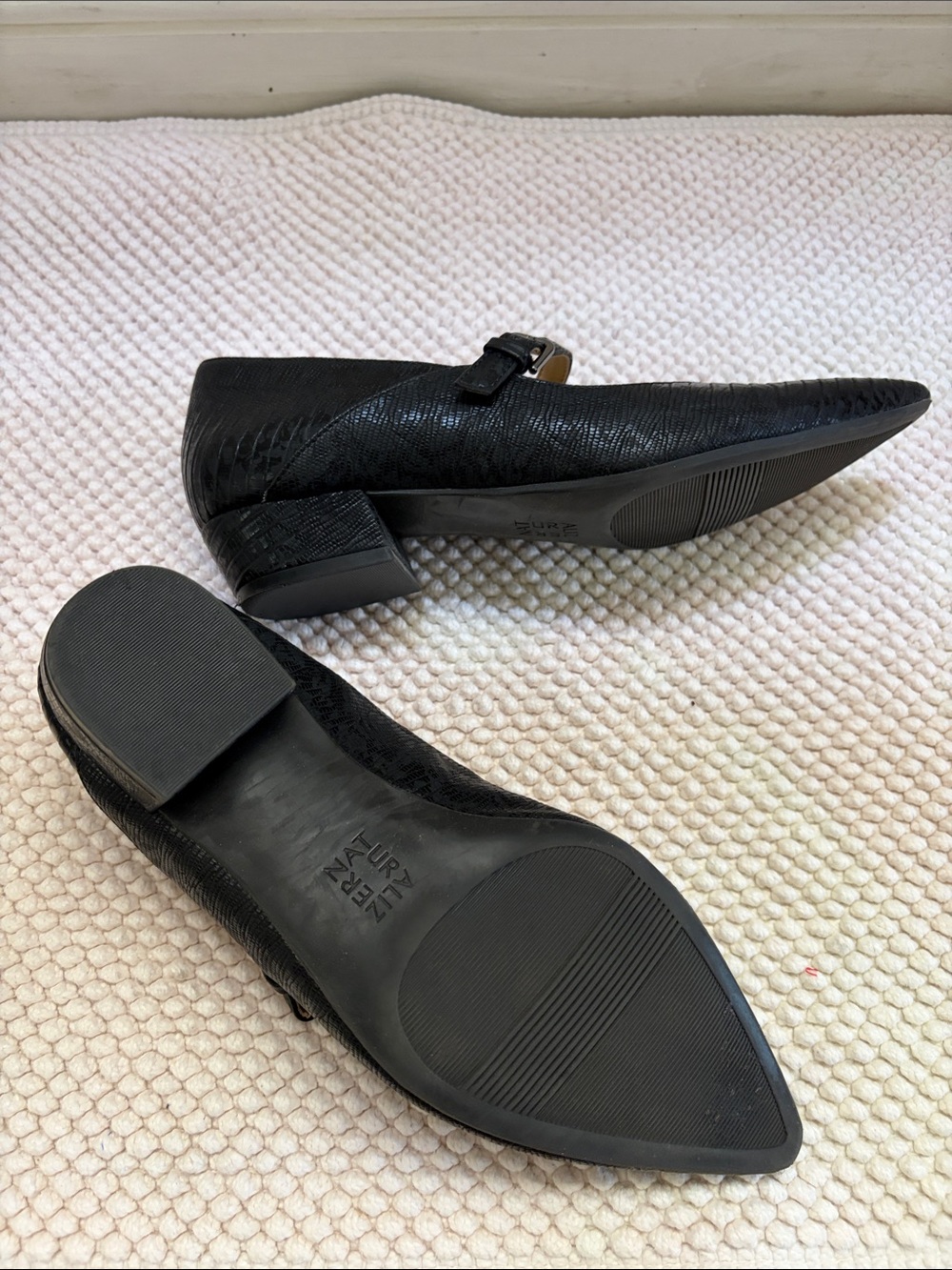 Naturalizer Black Pointed-Toe Mary Jane Flats - Picture 3 of 4